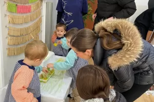 Treballem en un entorn real amb infants de la Llar del Guirigall i el Saltiró