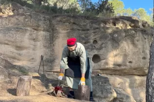 Escena del Pessebre Vivent al bosc del Claver, en la seva primera edició el 15 de desembre de 2024