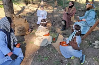 Escena del Pessebre Vivent al bosc del Claver, en la seva primera edició el 15 de desembre de 2024