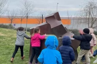 Visita de l'alumnat d'I5 al Parc Europa d'Almacelles en el marc del projecte "Escultura"