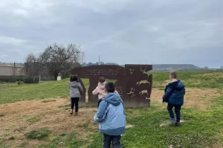 Visita de l'alumnat d'I5 al Parc Europa d'Almacelles en el marc del projecte "Escultura"