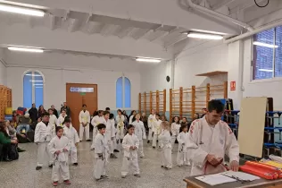 Karate entrega cinturons3