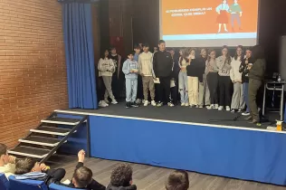 1r d'ESO de Jesuïtes Bellvitge amb el Dia Internacional de la Dona i Nena Científica